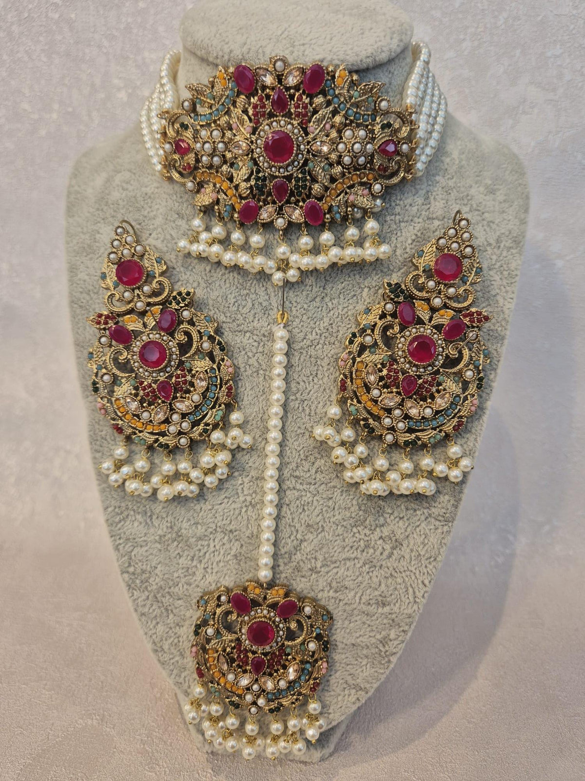 Traditional Indian Bridal Jewellery Set